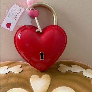 Bella Lux Valentines Day Red Heart Shaped Lock & Key Decoration